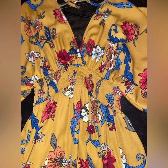 SHE + SKY  MULTI COLOR FALL FLORAL SMOCKED WAIST MAXI DRESS WIDE SLEEVES SIZE M - Picture 9 of 15